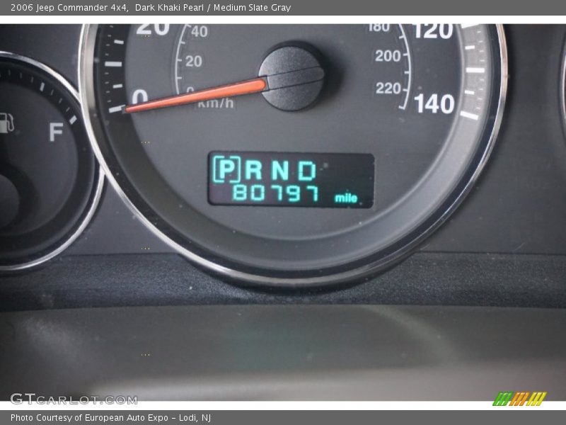 Dark Khaki Pearl / Medium Slate Gray 2006 Jeep Commander 4x4