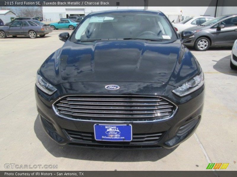 Tuxedo Black Metallic / Charcoal Black 2015 Ford Fusion SE