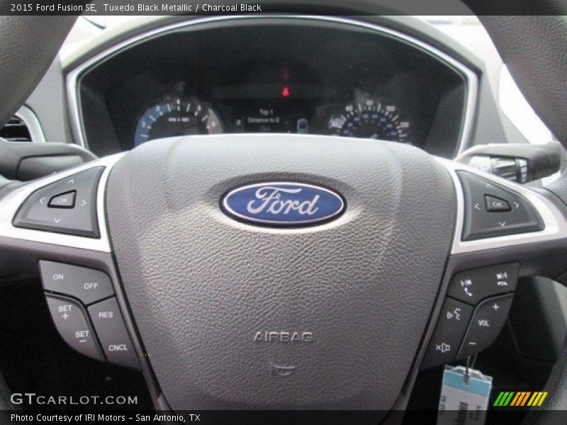 Tuxedo Black Metallic / Charcoal Black 2015 Ford Fusion SE