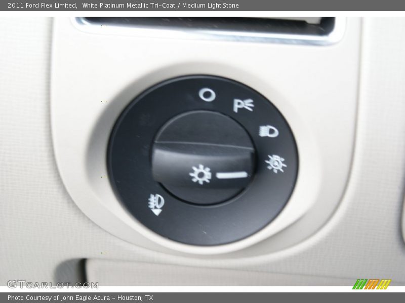 White Platinum Metallic Tri-Coat / Medium Light Stone 2011 Ford Flex Limited