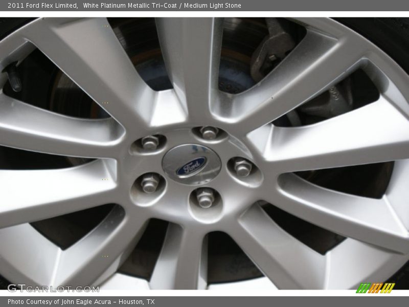 White Platinum Metallic Tri-Coat / Medium Light Stone 2011 Ford Flex Limited
