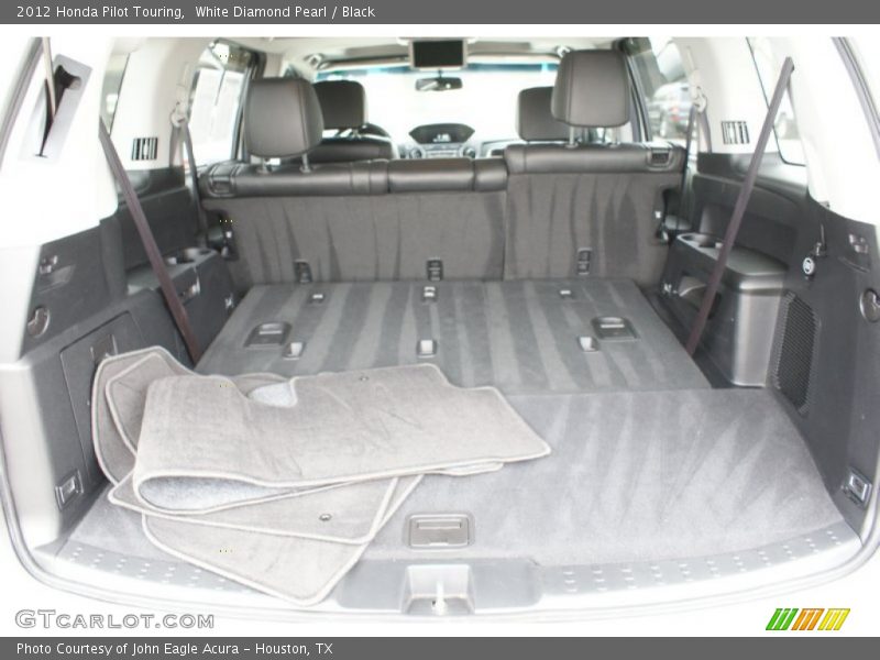 White Diamond Pearl / Black 2012 Honda Pilot Touring