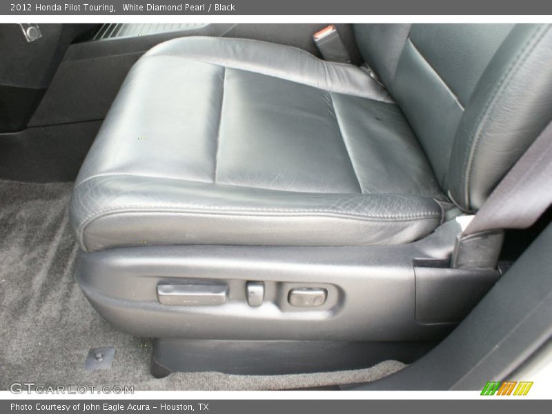 White Diamond Pearl / Black 2012 Honda Pilot Touring