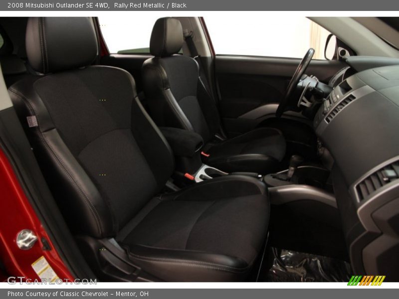Front Seat of 2008 Outlander SE 4WD