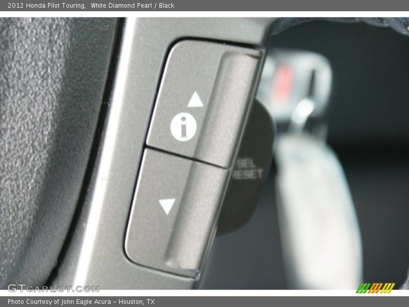 White Diamond Pearl / Black 2012 Honda Pilot Touring