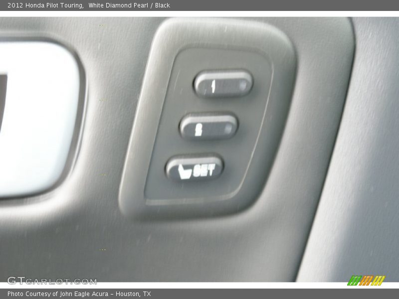 White Diamond Pearl / Black 2012 Honda Pilot Touring