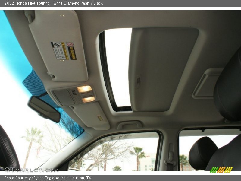 White Diamond Pearl / Black 2012 Honda Pilot Touring
