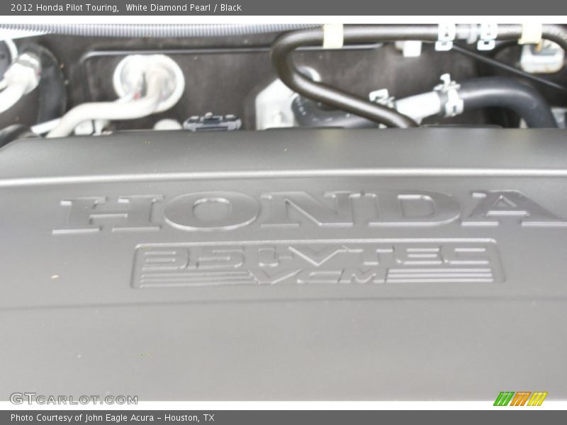 White Diamond Pearl / Black 2012 Honda Pilot Touring