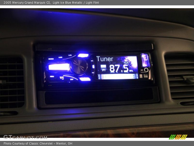 Light Ice Blue Metallic / Light Flint 2005 Mercury Grand Marquis GS