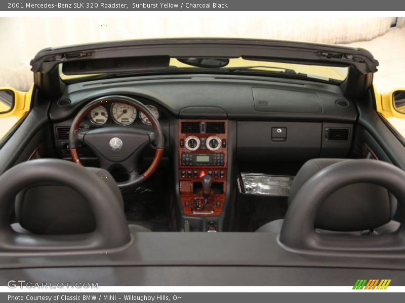 Dashboard of 2001 SLK 320 Roadster