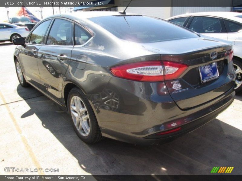 Magnetic Metallic / Charcoal Black 2015 Ford Fusion SE