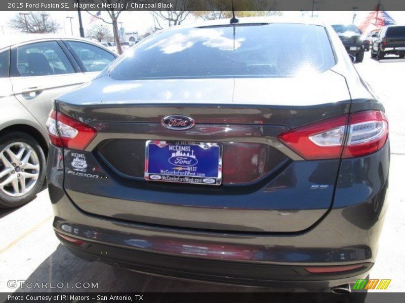Magnetic Metallic / Charcoal Black 2015 Ford Fusion SE