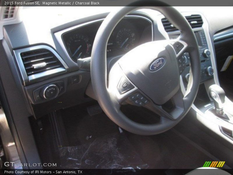 Magnetic Metallic / Charcoal Black 2015 Ford Fusion SE
