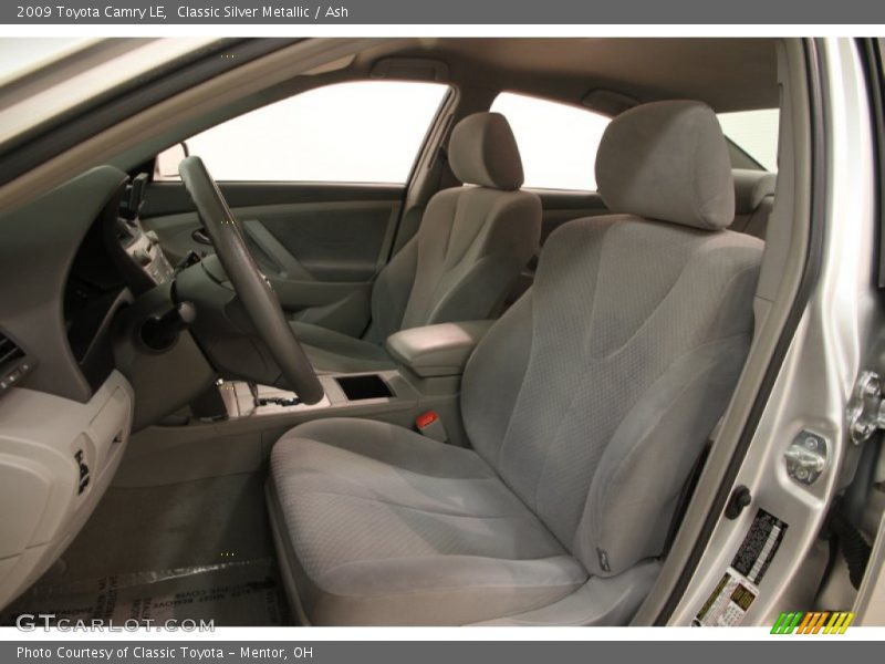 Classic Silver Metallic / Ash 2009 Toyota Camry LE