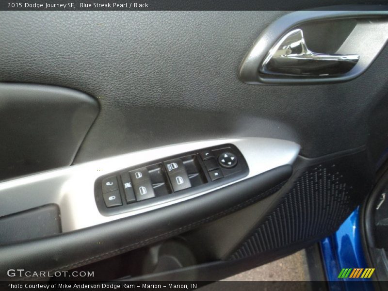 Blue Streak Pearl / Black 2015 Dodge Journey SE