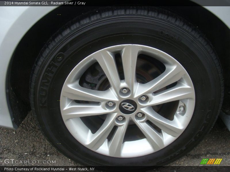  2014 Sonata GLS Wheel