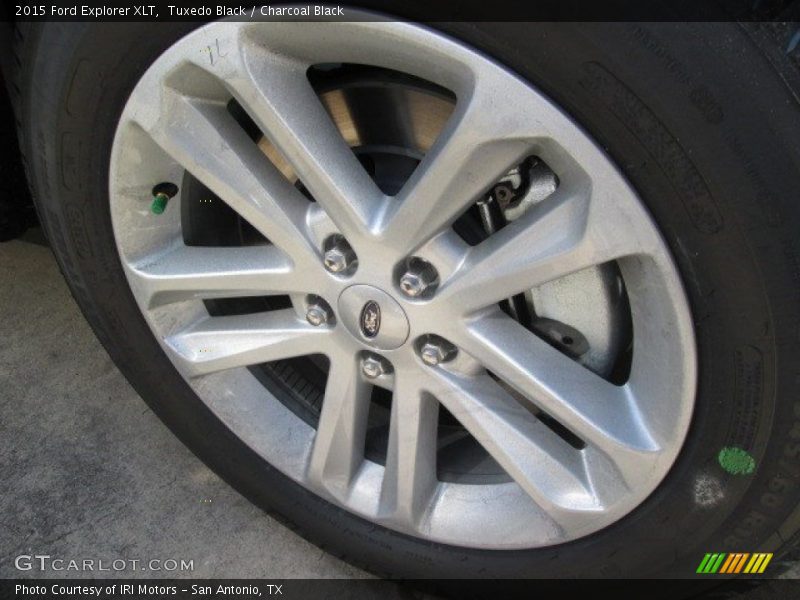 Tuxedo Black / Charcoal Black 2015 Ford Explorer XLT