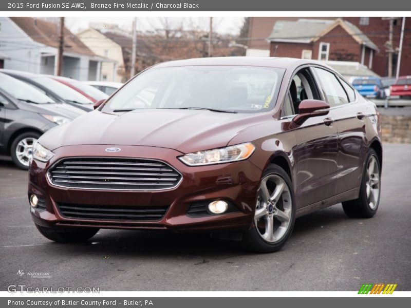 Front 3/4 View of 2015 Fusion SE AWD