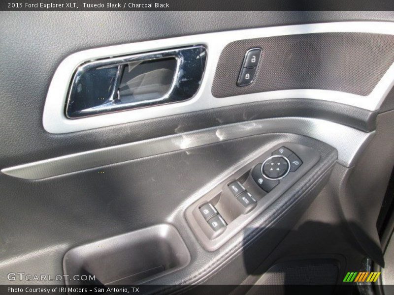 Tuxedo Black / Charcoal Black 2015 Ford Explorer XLT