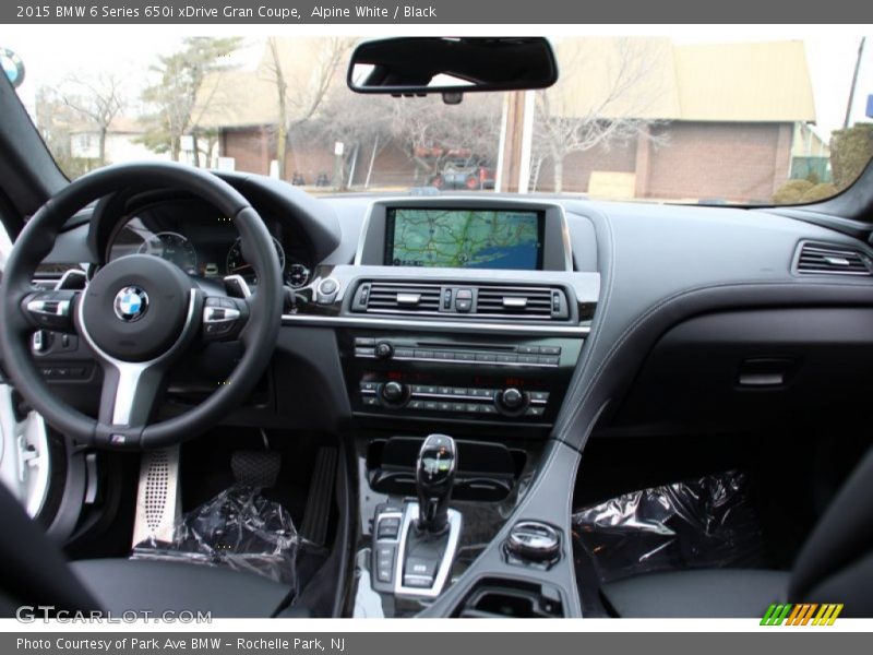 Dashboard of 2015 6 Series 650i xDrive Gran Coupe