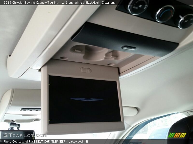Stone White / Black/Light Graystone 2013 Chrysler Town & Country Touring - L