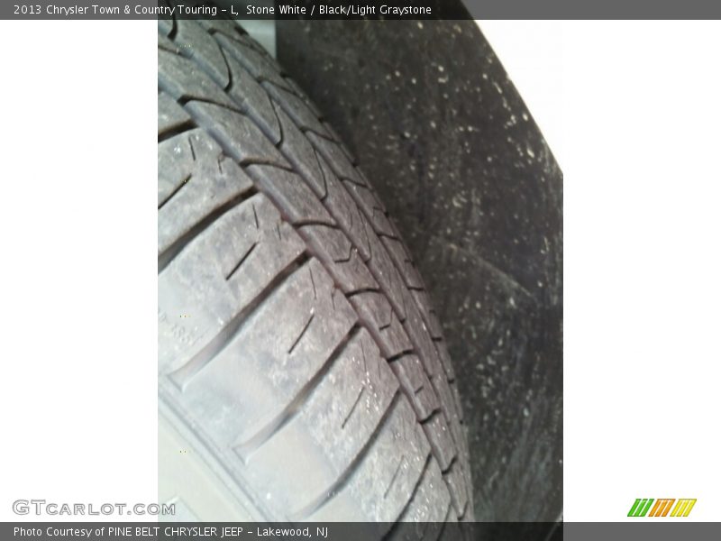 Stone White / Black/Light Graystone 2013 Chrysler Town & Country Touring - L