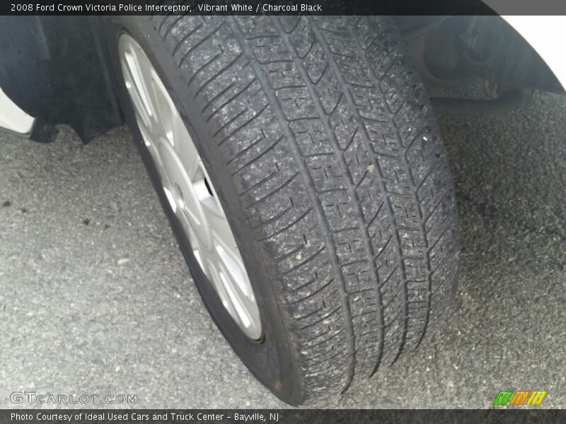 Vibrant White / Charcoal Black 2008 Ford Crown Victoria Police Interceptor