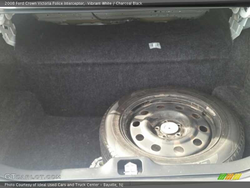 Vibrant White / Charcoal Black 2008 Ford Crown Victoria Police Interceptor