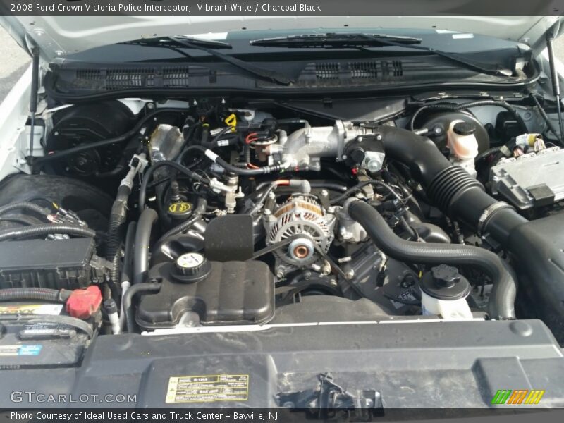 Vibrant White / Charcoal Black 2008 Ford Crown Victoria Police Interceptor