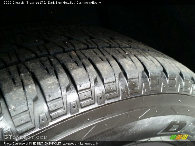 Dark Blue Metallic / Cashmere/Ebony 2009 Chevrolet Traverse LTZ