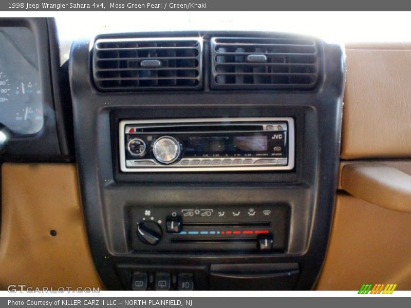 Moss Green Pearl / Green/Khaki 1998 Jeep Wrangler Sahara 4x4