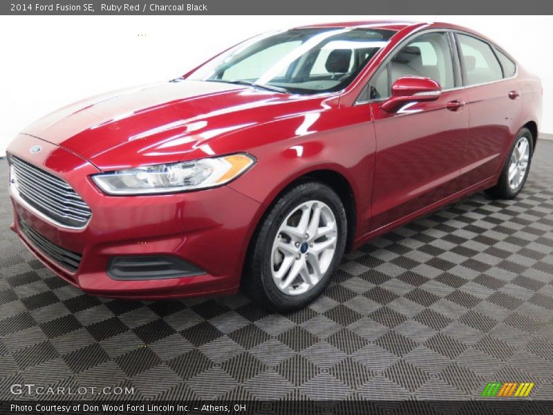 Ruby Red / Charcoal Black 2014 Ford Fusion SE