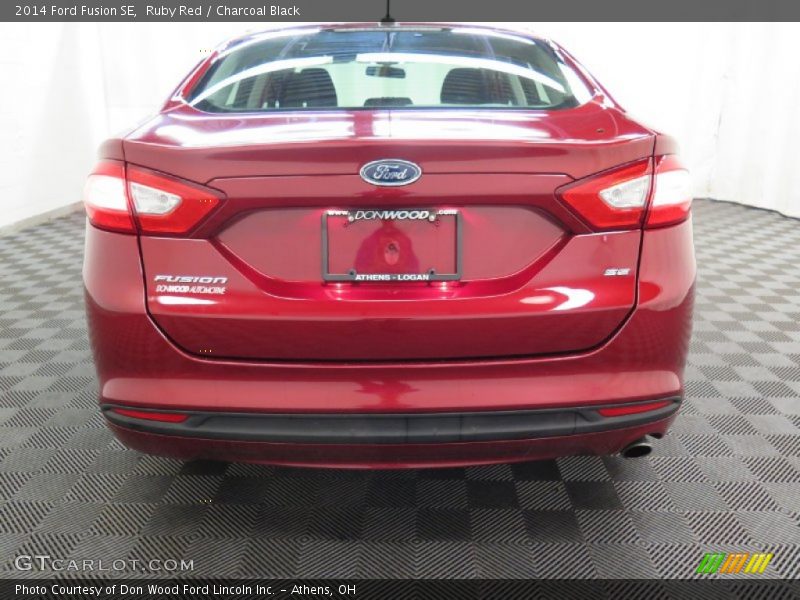 Ruby Red / Charcoal Black 2014 Ford Fusion SE