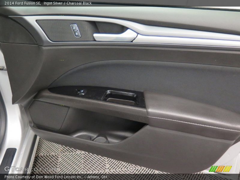 Ingot Silver / Charcoal Black 2014 Ford Fusion SE