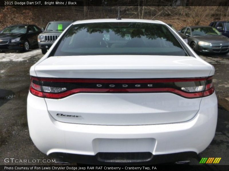 Bright White / Black 2015 Dodge Dart SXT