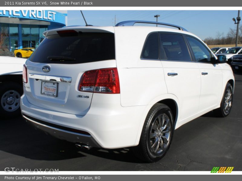 Snow White Pearl / Black 2011 Kia Sorento SX V6