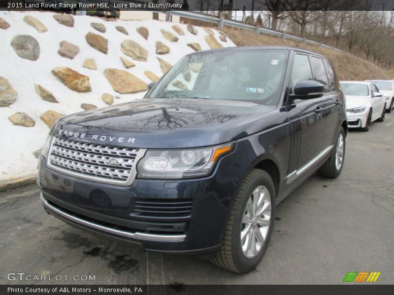 Front 3/4 View of 2015 Range Rover HSE