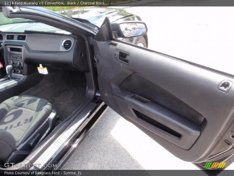 Black / Charcoal Black 2014 Ford Mustang V6 Convertible
