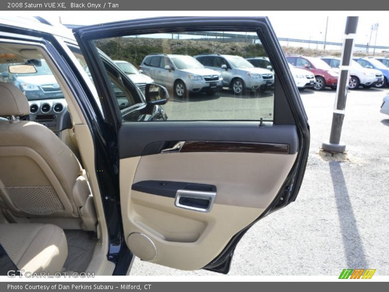 Black Onyx / Tan 2008 Saturn VUE XE