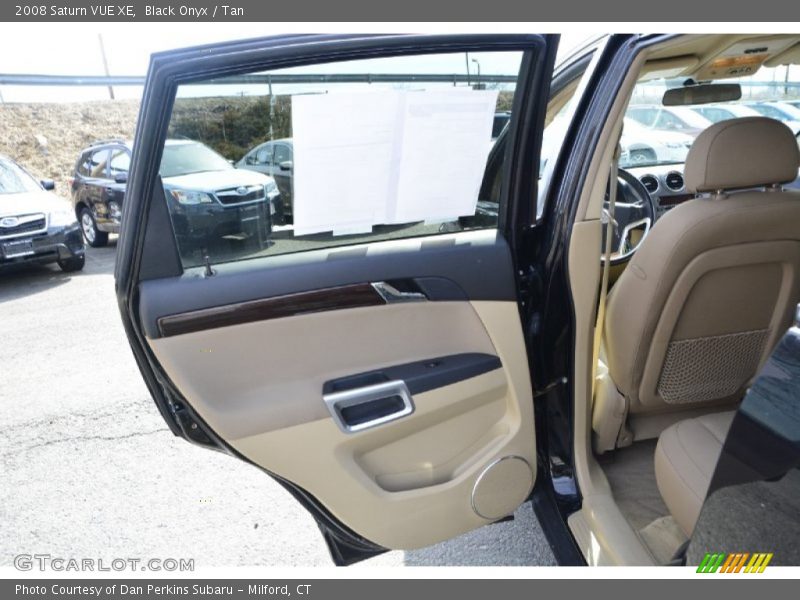 Black Onyx / Tan 2008 Saturn VUE XE