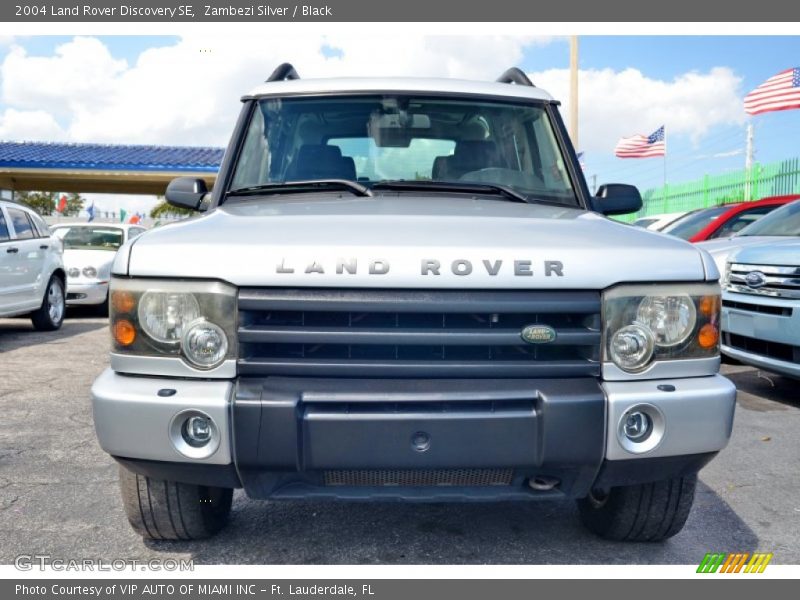 Zambezi Silver / Black 2004 Land Rover Discovery SE