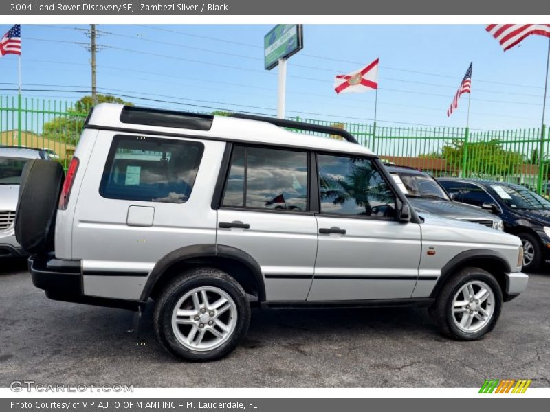 Zambezi Silver / Black 2004 Land Rover Discovery SE
