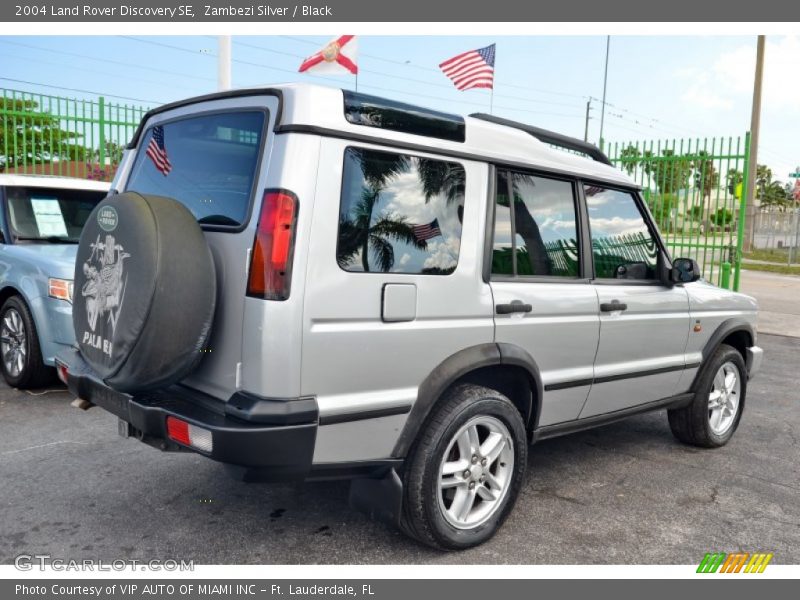 Zambezi Silver / Black 2004 Land Rover Discovery SE