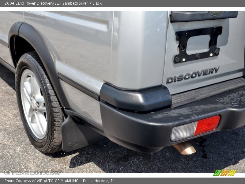 Zambezi Silver / Black 2004 Land Rover Discovery SE
