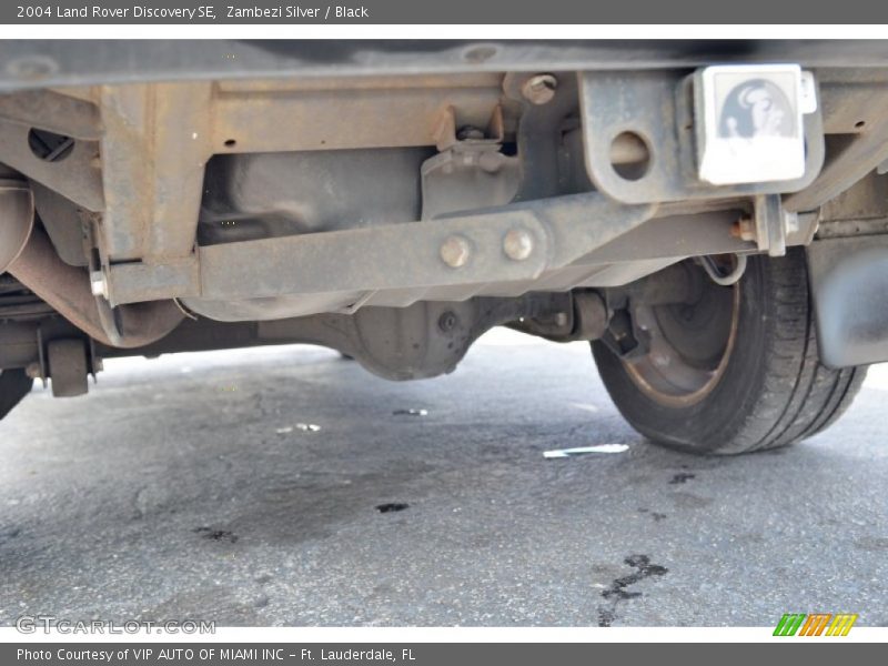 Zambezi Silver / Black 2004 Land Rover Discovery SE