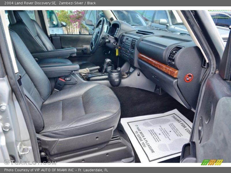 Zambezi Silver / Black 2004 Land Rover Discovery SE
