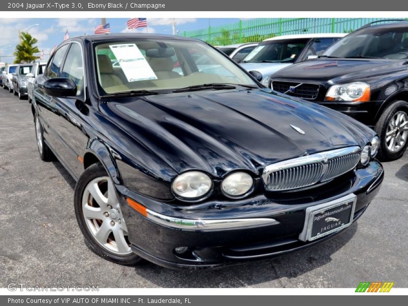 Ebony Black / Champagne 2004 Jaguar X-Type 3.0