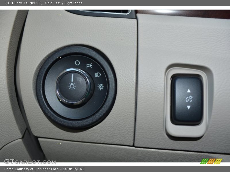 Gold Leaf / Light Stone 2011 Ford Taurus SEL