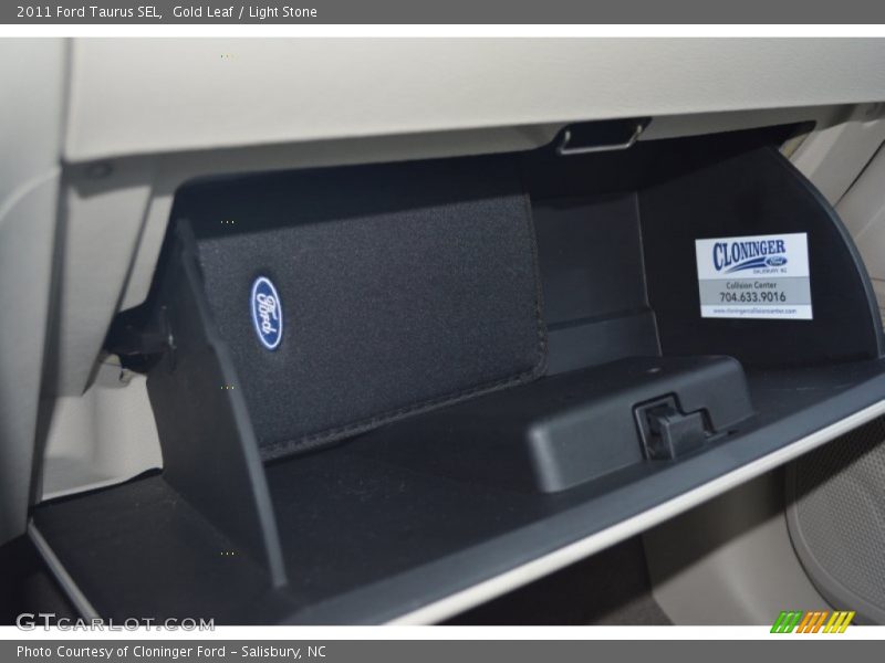 Gold Leaf / Light Stone 2011 Ford Taurus SEL