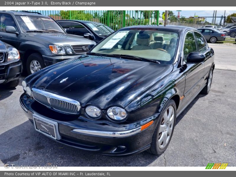Ebony Black / Champagne 2004 Jaguar X-Type 3.0